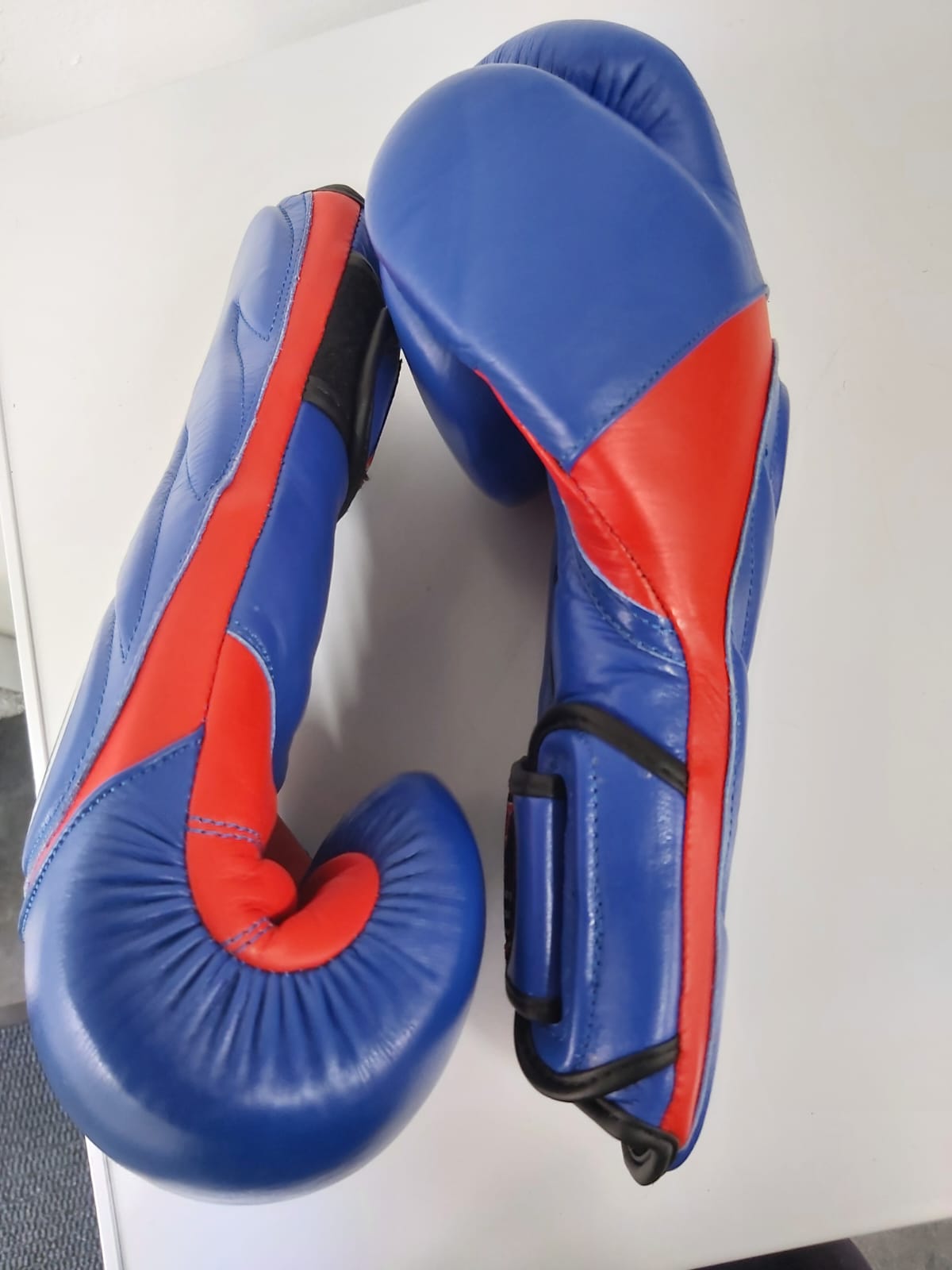 GALLANT BOXING GLOVES COWHIDE LEATHER FOR COMPETITION WRIST SUPPORT - Image 5
