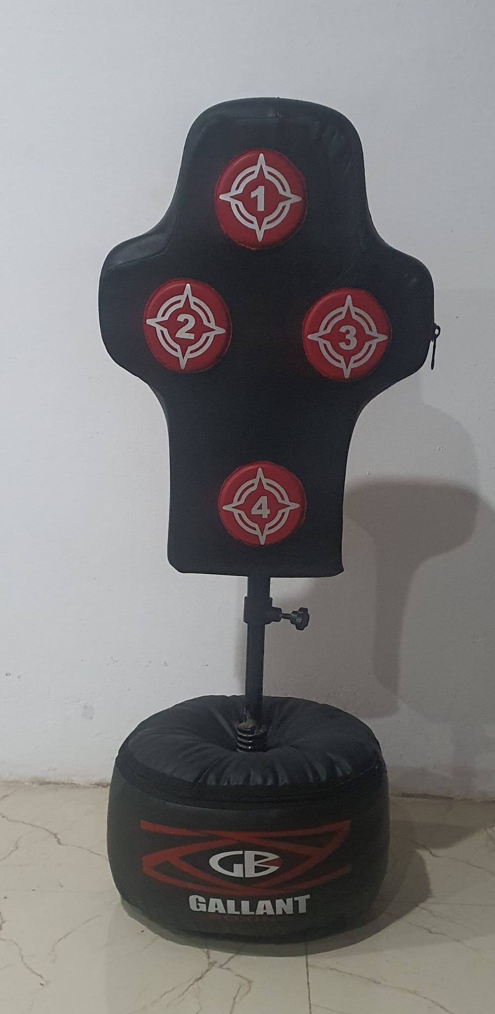 GALLANT FREE STANDING PUNCH BAG - Image 3